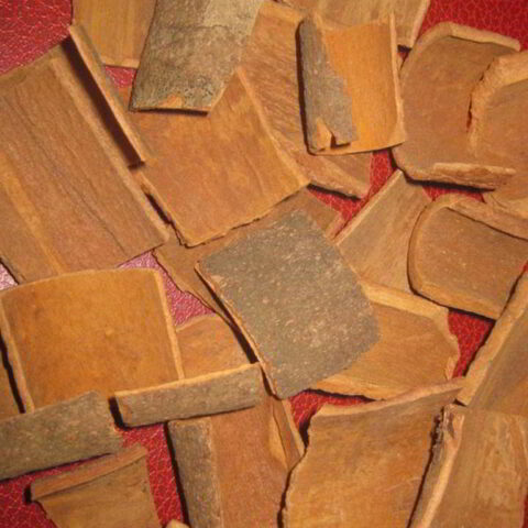 square-cut cassia thickness min 2.2mm (cinnamon-cut)